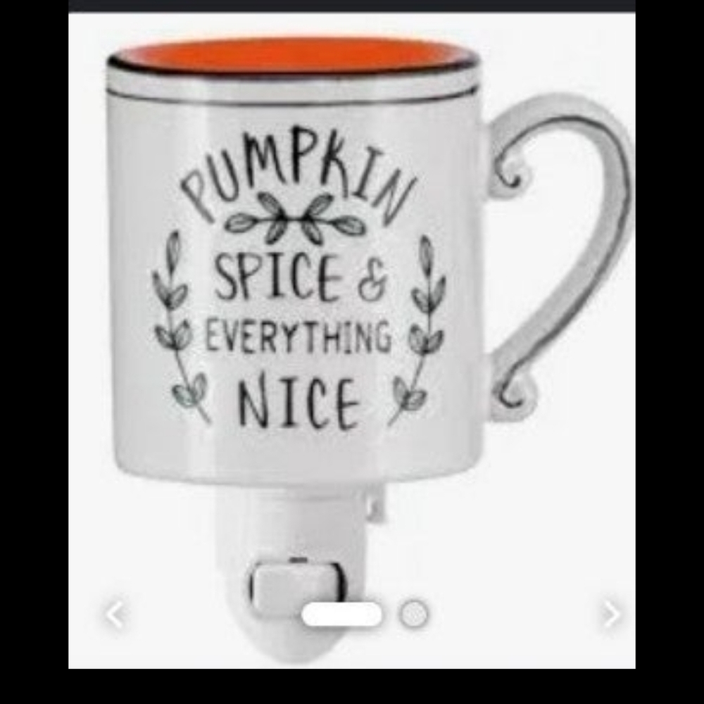 Scentsy plug in pumpkin spice